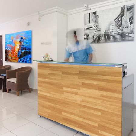Pondok Malabar Jakarta Bagian luar foto